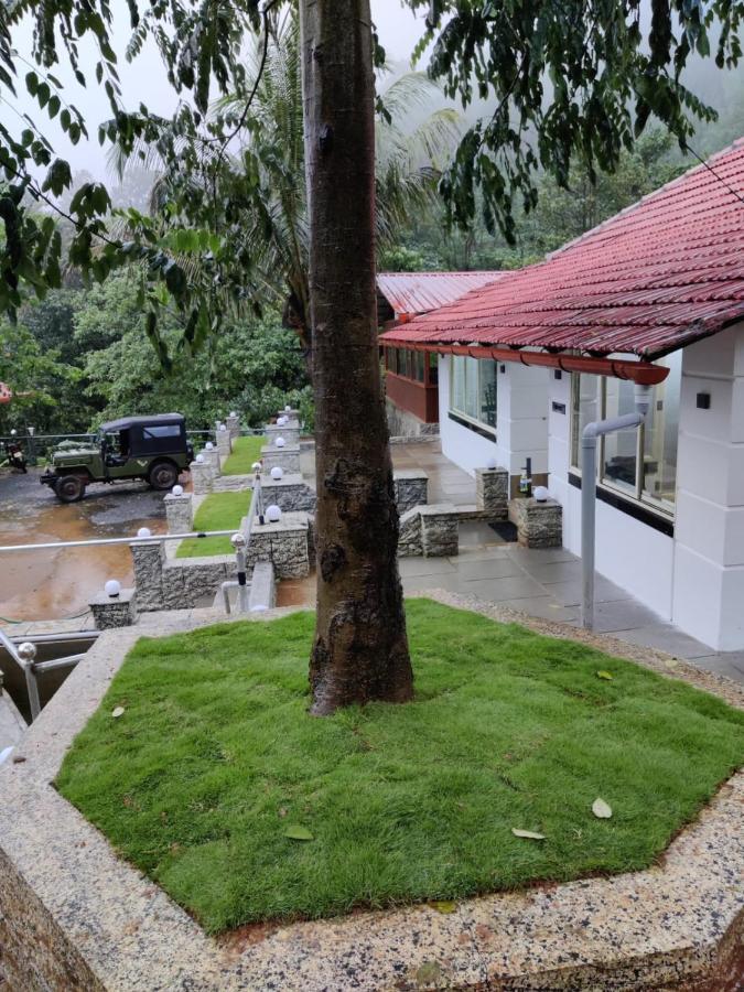 Forest And River Edge Resort Kannur Luaran gambar